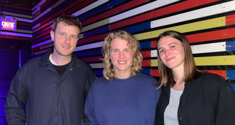 Marika Hackman, thérapeutique