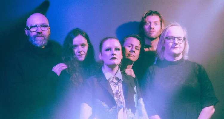 POP Montréal 2025 | múm & Laurie Torres au Théâtre Fairmount