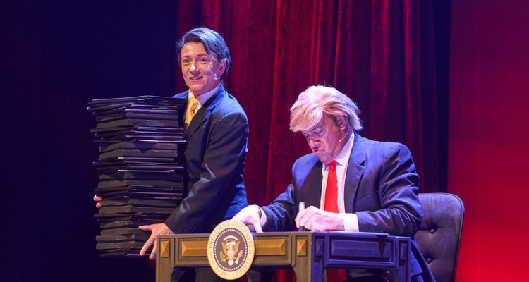 «2025 revue et corrigée» sous l'ombre de Donald Trump