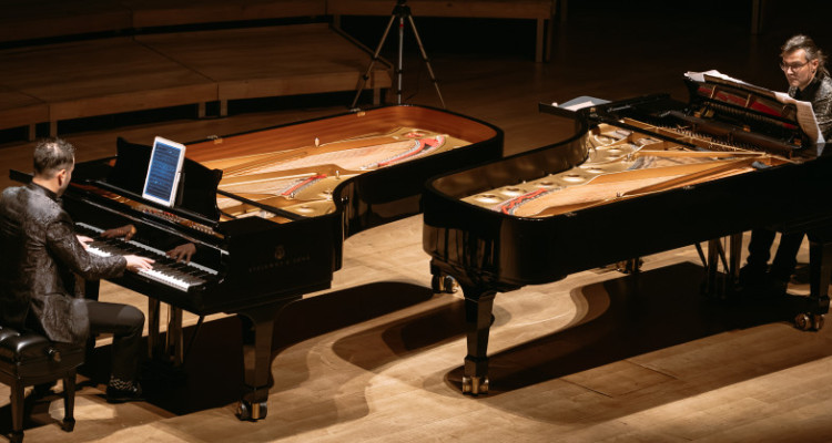 «Tchaïkovski & Saint-Saëns | Magie à deux pianos», ou l’étincelante rencontre de deux émérites virtuoses