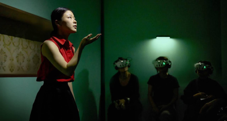 «BLUR» au Centre Phi | Une traversée immersive hors du temps