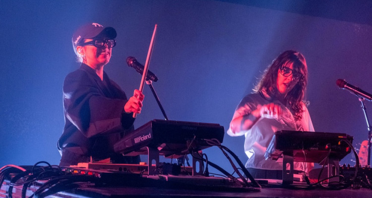 Zoom photo sur Milk & Bone et Virginie B au Théâtre Fairmount