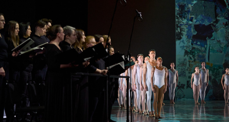 «La Création» des Grands Ballets Canadiens : émotions par le mariage de la musique, de la danse et des arts visuels