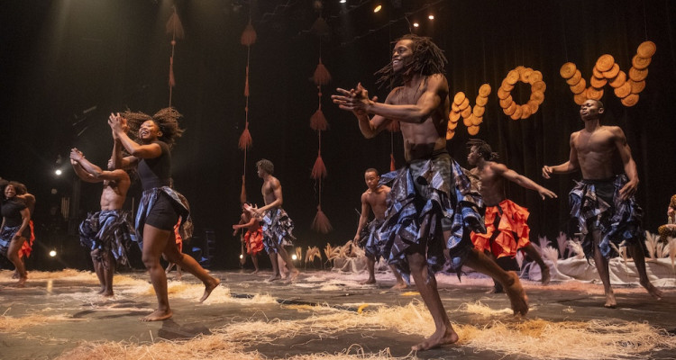 «WOW : World of Words» : une performance éblouissante à la TOHU