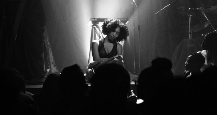 Zoom photo sur Naïma Frank | Lancement de l'album «18 ans et +» au Ministère