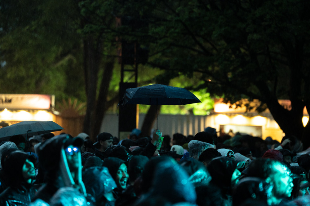 Éric Prydz au Piknik OfF | Une soirée sous la pluie qui n’a pas ralenti la foule