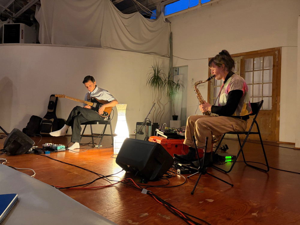 Douce transe avec Cole Pulice et Geneviève Ackerman au Studio White Wall