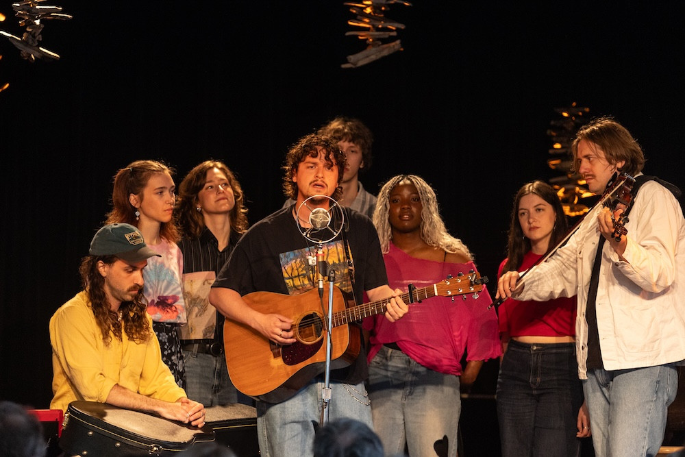 Festival en chanson de Petite-Vallée | La matinée des chansonneurs, Pierre Lapointe et hommage à Marjo