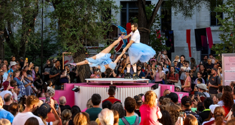 MONTRÉAL COMPLÈTEMENT CiRQUE 2026 | Les rendez-vous gratuits de la programmation extérieure