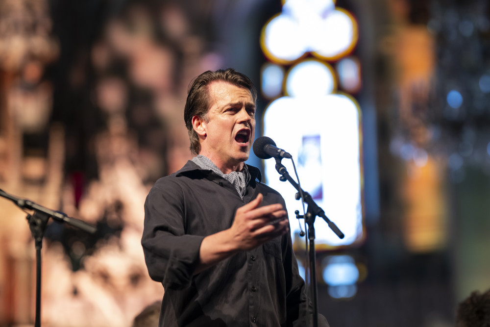 Festival Classica | « Notre-Dame de Paris symphonique », une très solide distribution quelque peu desservie par une perfectible sonorisation