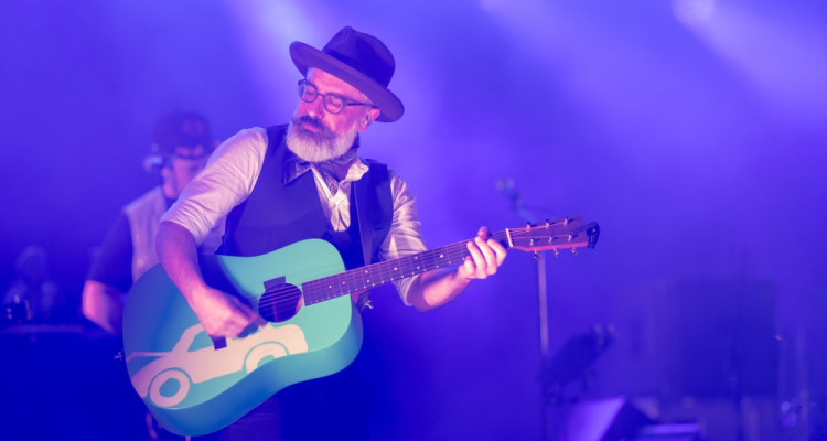 Le Festif! 2026 | Jour 3 - Zoom photo sur Kinji00, La Banda Chuska et JF Pauzé