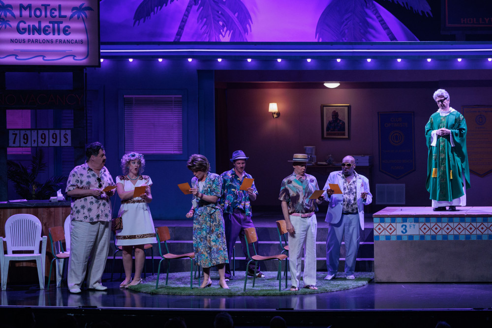 « La Florida » au théâtre : un voyage nostalgique au Motel Ginette