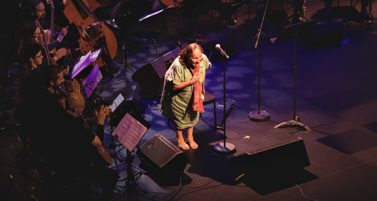 Festival international Présence autochtone 2026 | «Ici fut planté l’arbre de paix» au Théâtre Outremont : musique & mémoire