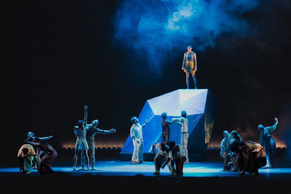 Cirque Éloize | Serge Fiori – Seul ensemble, plutôt fort réussi...dans son ensemble