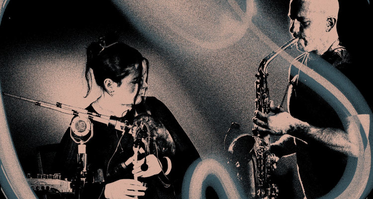Toute la lumière du monde : Brìghde Chaimbeul et Colin Stetson au Théâtre Outremont